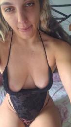 LizzieBlack webcam model stream image