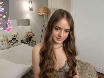Lunaaaura webcam bongacams model stream image