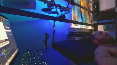 Bighairytopping webcam model stream image