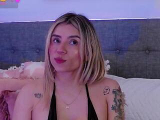 Antonella Lee webcam model stream image