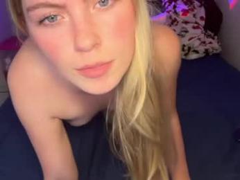 elliee81 webcam chaturbate model stream image