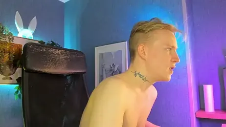 AlexxSweet webcam model stream image