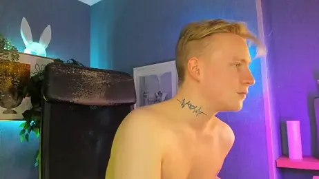 AlexxSweet webcam model stream image