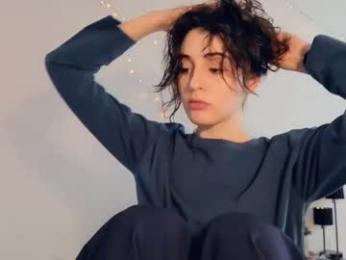 wonderland_stia webcam model stream image