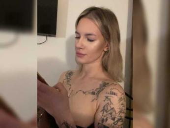 Millashaa webcam model stream image