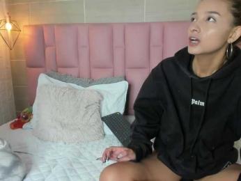 Mia-Dolls webcam model stream image