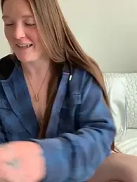 PussiesnCream_ webcam model stream image