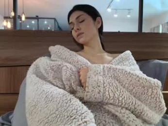 milla_bella webcam chaturbate model stream image