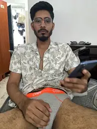 VikranthLonggg webcam model stream image