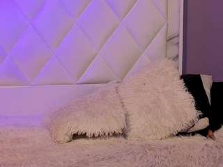 melodyhantz webcam model stream image