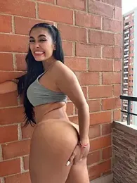 emma_andrew1 webcam model stream image