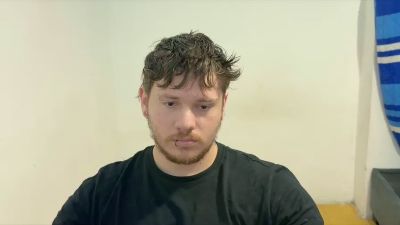 Eskolhandsome webcam model stream image