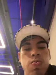 Ken-boy_ webcam model stream image