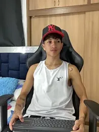 _CamiloBass webcam model stream image