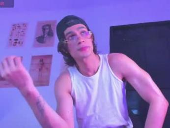 black_skull22 webcam model stream image