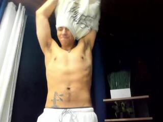 Tobias Vega webcam model stream image