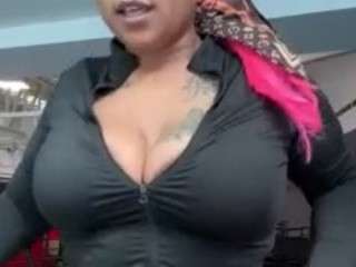 laylared webcam model stream image