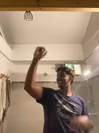 Axel_black10 webcam model stream image