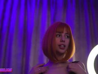 plump_bums webcam chaturbate model stream image