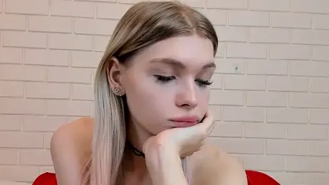 Blondy_Fina webcam model stream image