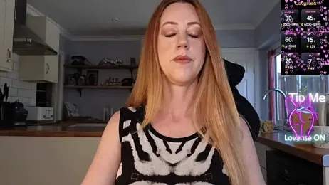 stripmequick webcam stripchat model stream image