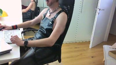 rubber_skate webcam model stream image