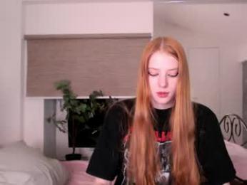 fluffy_ice webcam model stream image