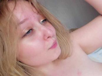 teeencute webcam bongacams model stream image