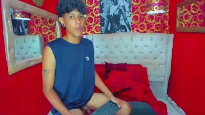 straightyoung webcam model stream image