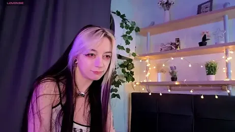 TristaRoht webcam stripchat model stream image