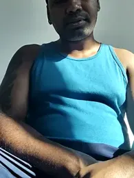 Bada_Land_10_inch webcam model stream image