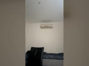 benicio03 webcam model stream image