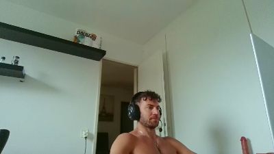 ALPHA_HUNK webcam cam4 model stream image