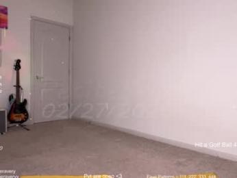 petitebrat webcam chaturbate model stream image