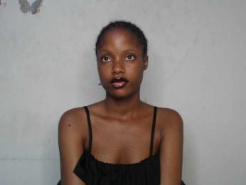 Slimperry webcam bongacams model stream image