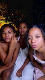 NickiFrenchy webcam cam4 model stream image