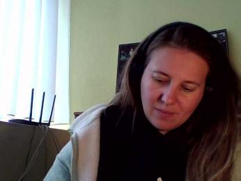 Nionell webcam bongacams model stream image