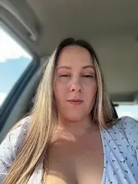 Mona_Plus webcam model stream image