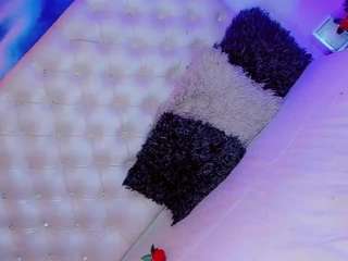 veroniica-mist webcam camsoda model stream image