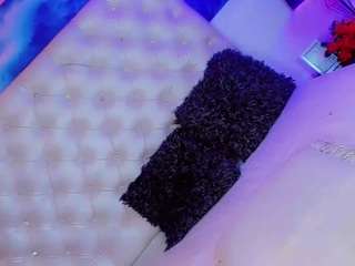 veroniica-mist webcam camsoda model stream image