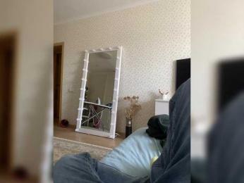 YuGoVi webcam bongacams model stream image