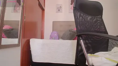 Miley_Baker webcam model stream image