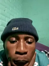 HandsomeBuoyy21 webcam stripchat model stream image