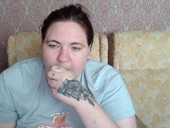 HollyXEva webcam model stream image