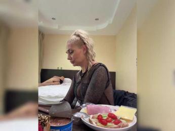 Tvoyasamka77 webcam model stream image