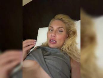 Tvoyasamka77 webcam model stream image