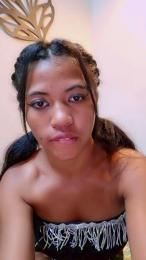 SissiFrenchy webcam model stream image