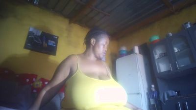 Neliswa webcam model stream image
