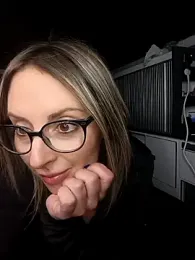 Jade_Emeraud webcam model stream image