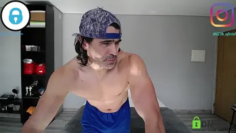 latinoo23bom webcam model stream image